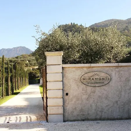 Bed & Breakfast Miramonti 3*