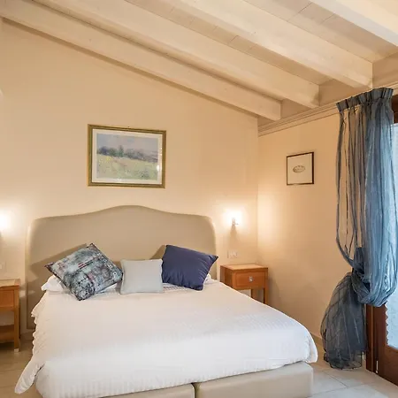 Miramonti Bed & Breakfast 3*